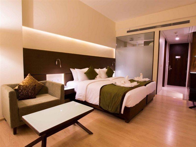 Regenta Central Grand Exotica Pimpri-Chinchwad Exterior photo