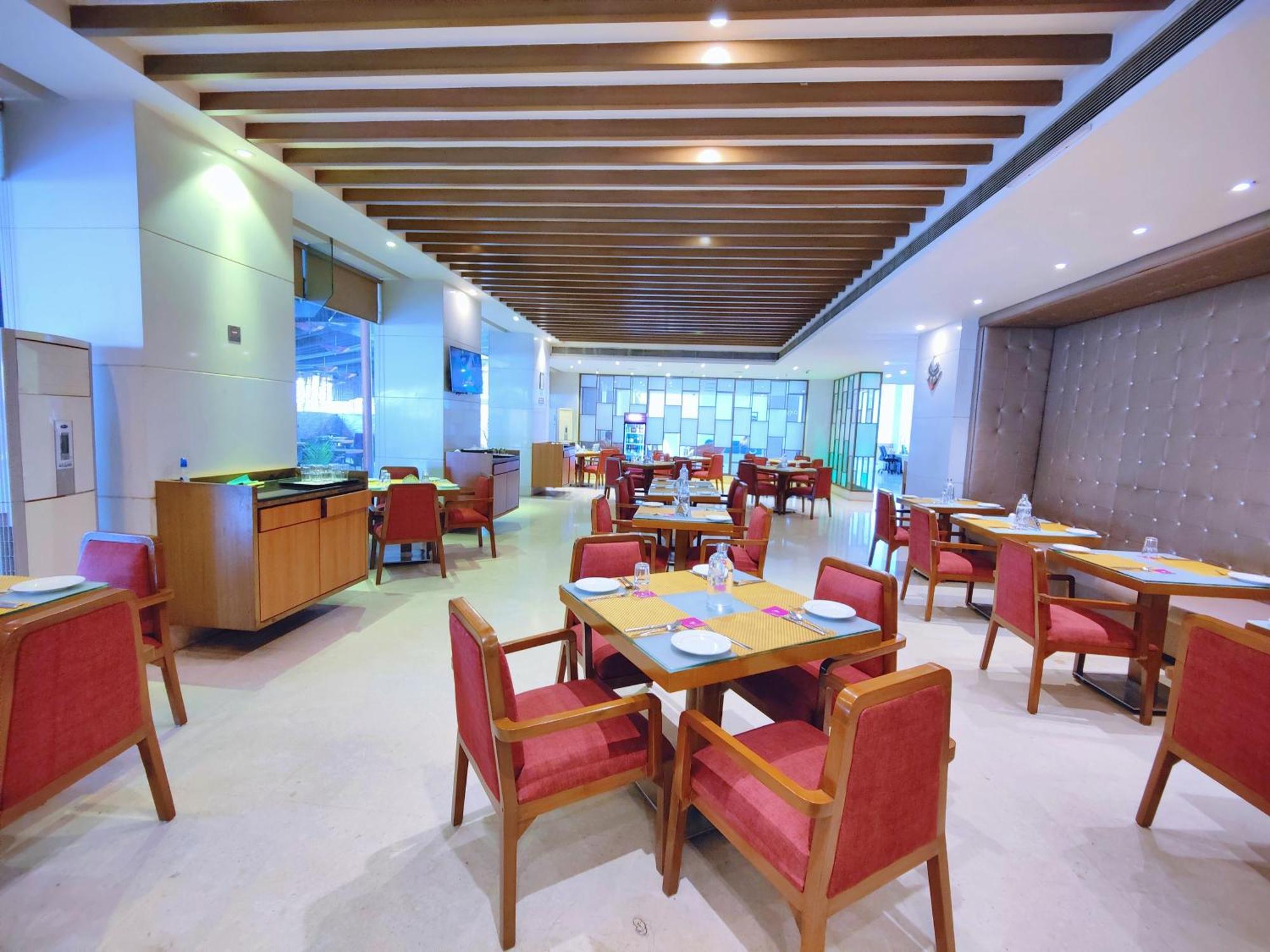 Regenta Central Grand Exotica Pimpri-Chinchwad Exterior photo