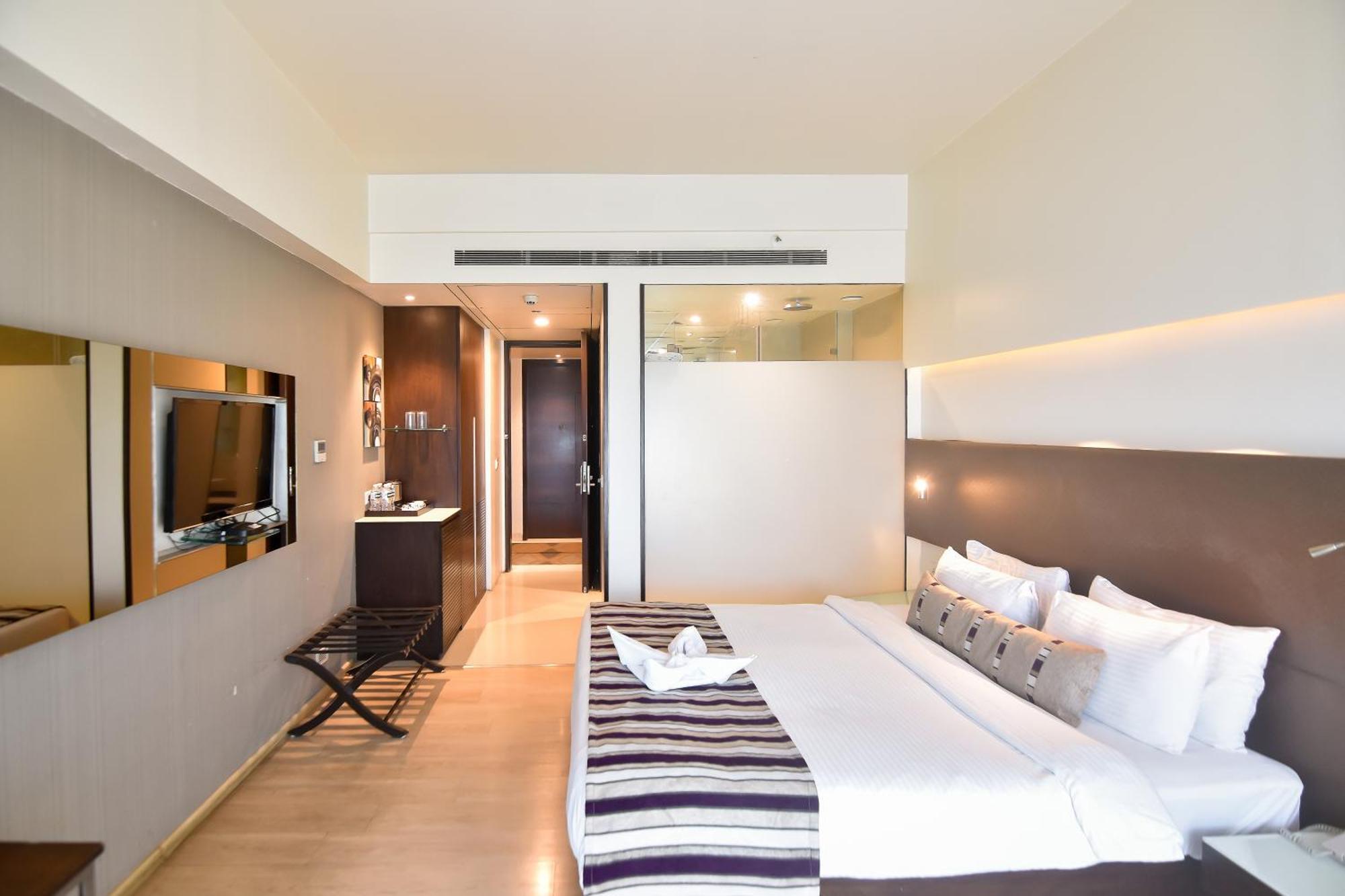Regenta Central Grand Exotica Pimpri-Chinchwad Exterior photo