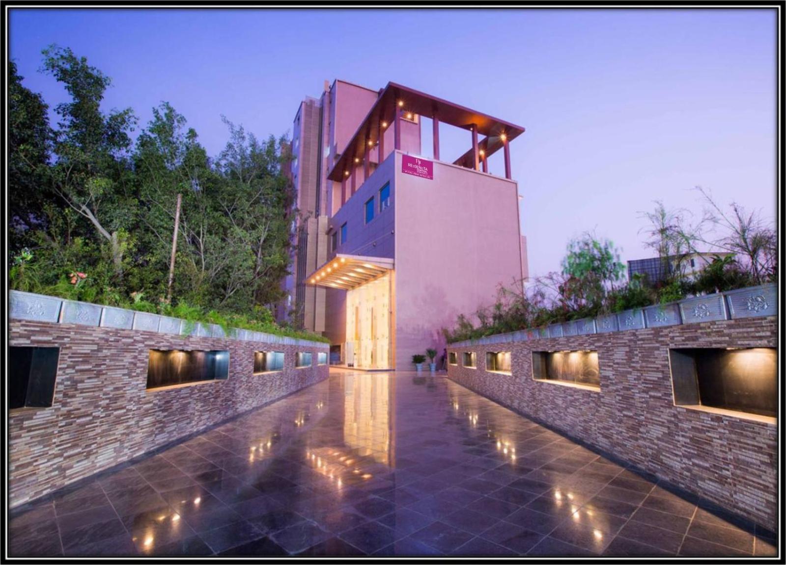 Regenta Central Grand Exotica Pimpri-Chinchwad Exterior photo