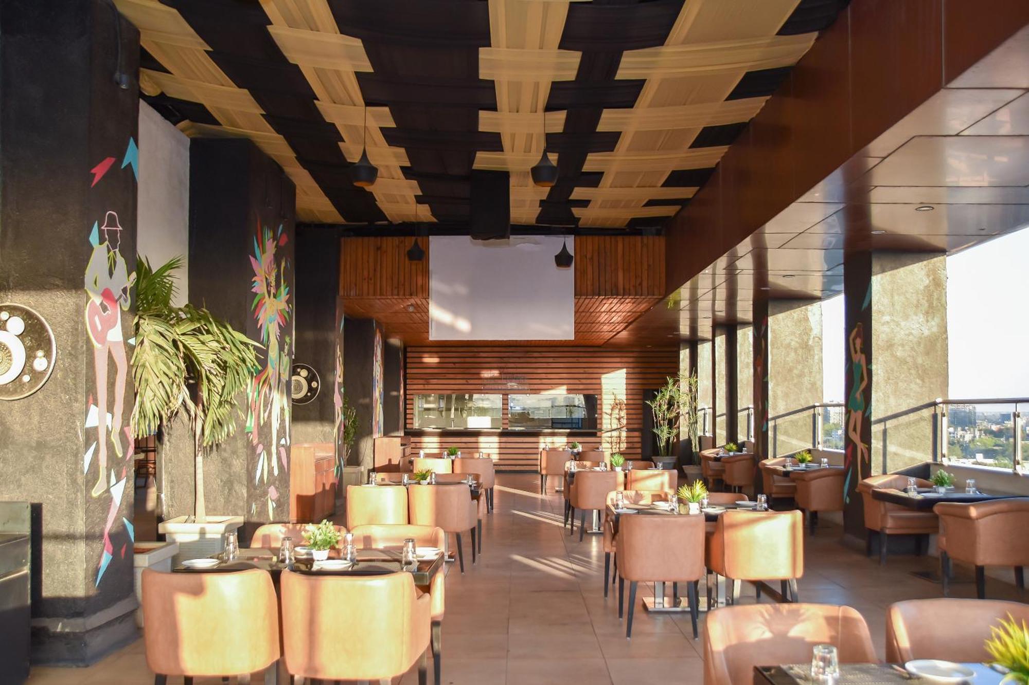 Regenta Central Grand Exotica Pimpri-Chinchwad Exterior photo