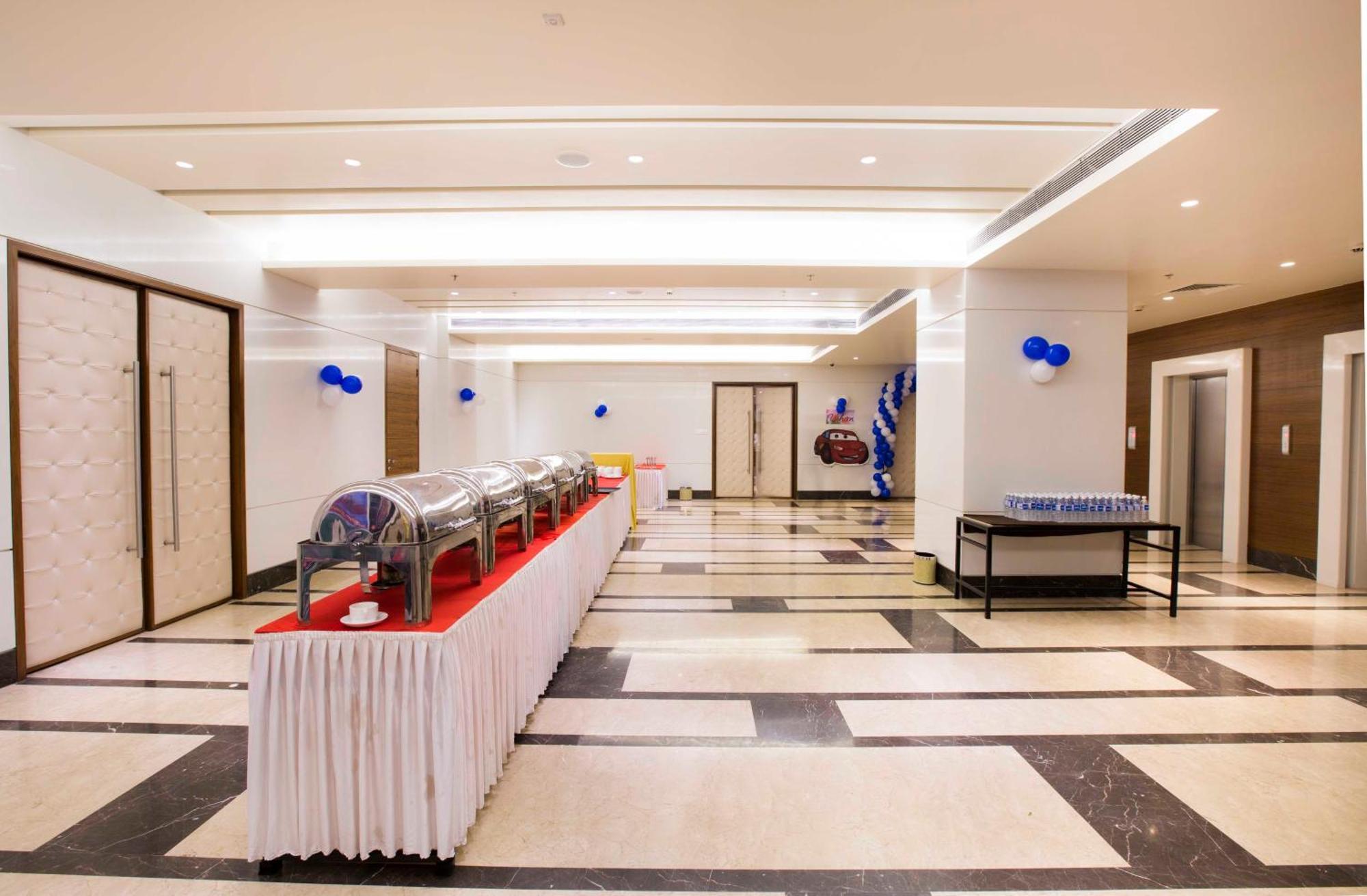 Regenta Central Grand Exotica Pimpri-Chinchwad Exterior photo