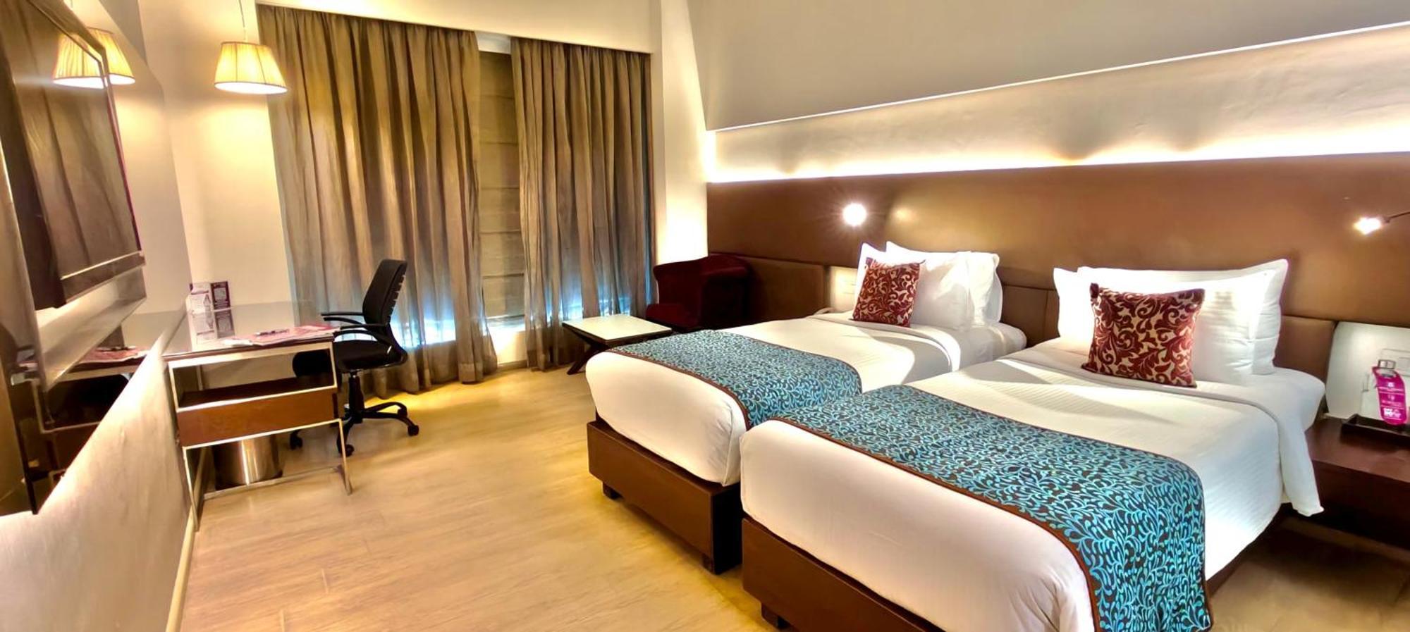 Regenta Central Grand Exotica Pimpri-Chinchwad Exterior photo